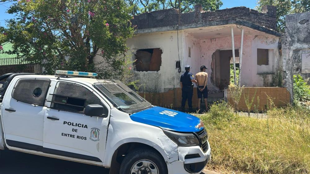 Detenido por robo y agresión a una mujer
