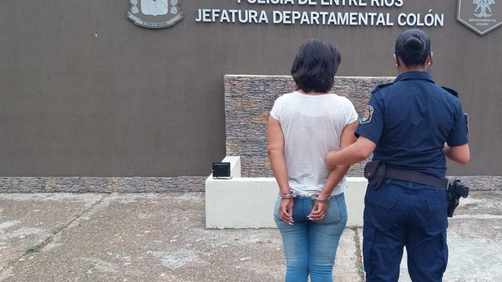 Detenida una mujer por violar restricción de acercamiento