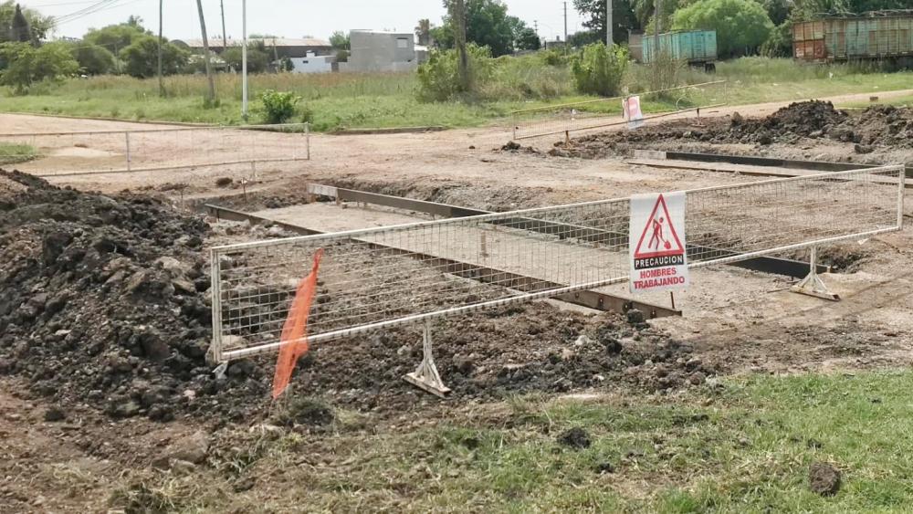 Anuncian desvíos por el inicio de la reconstrucción de badenes en avenida Entre Ríos