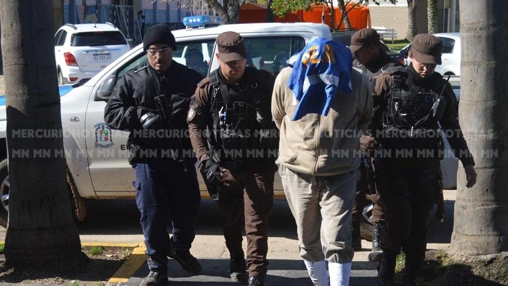 El intento de asesinato de una maestra rural en Walter Moss se dirime en un juicio por jurados