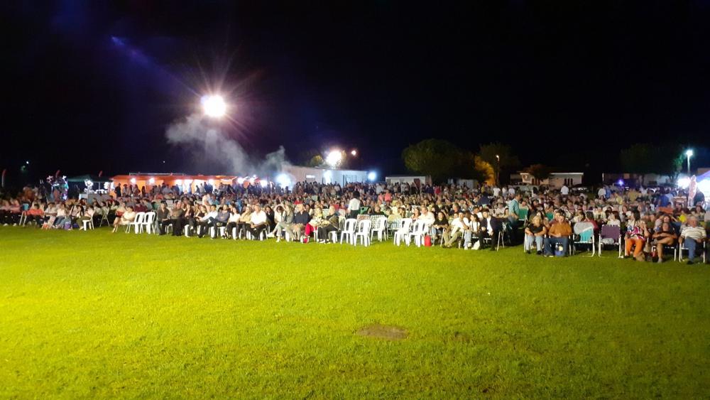 Una multitud acompañó el festival por el aniversario de Jubileo