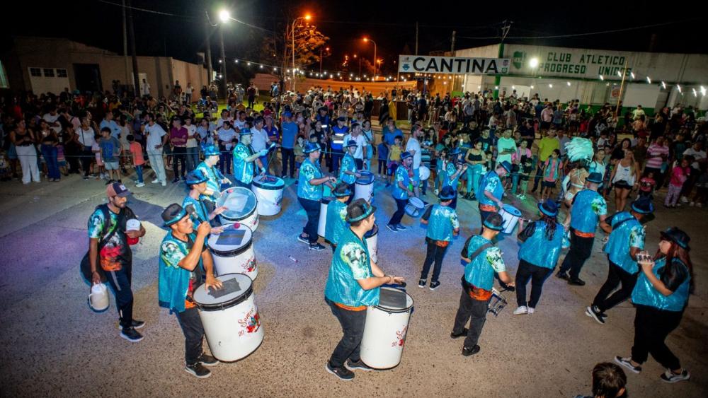 Nuevo lugar y lleno total en la segunda noche de los corsos sansalvadoreños