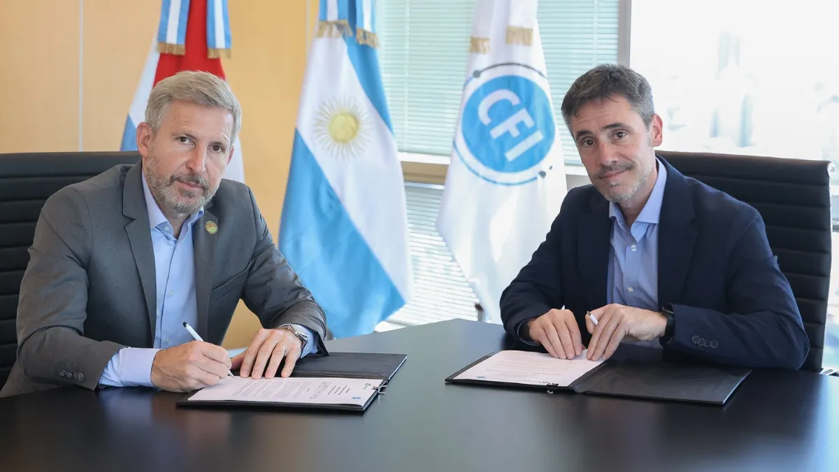 Entre Ríos refuerza el apoyo financiero a emprendedores y Pymes con un convenio entre el Gobierno y el CFI