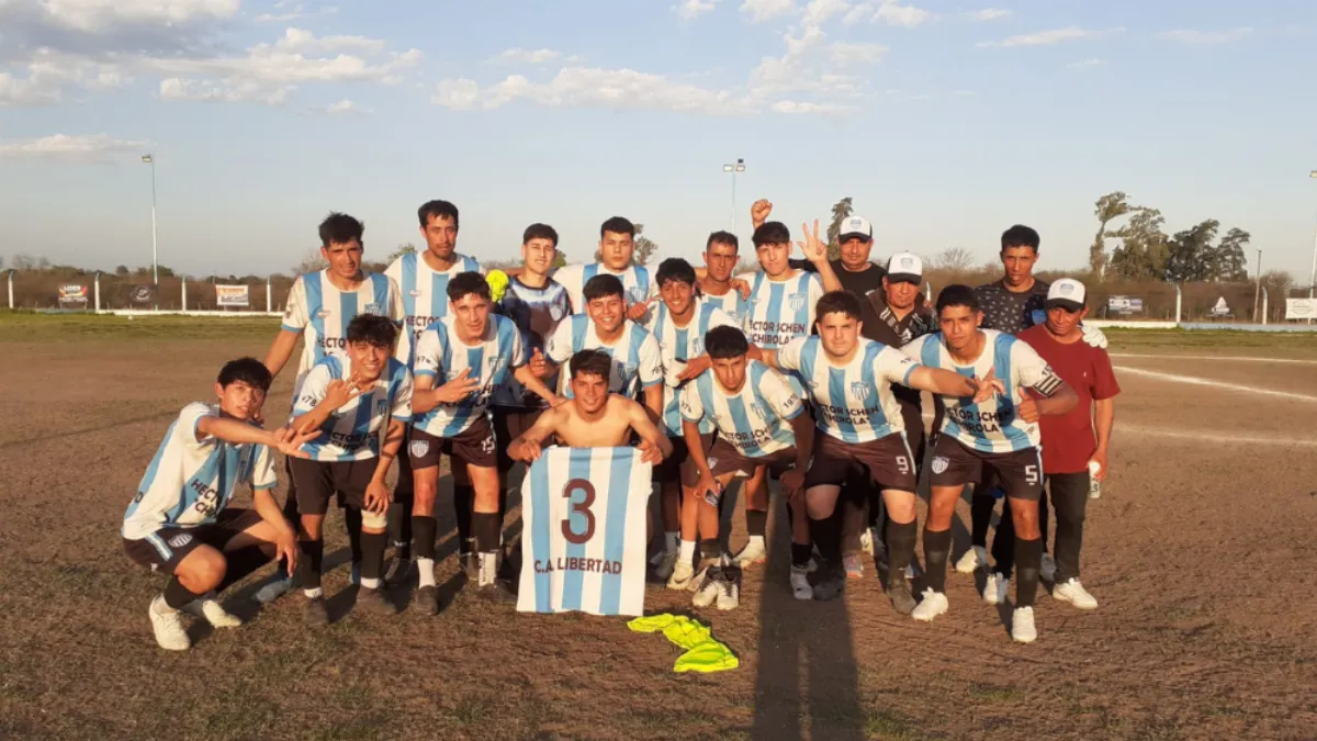 Libertad ganó y sigue firme en la cima del Torneo Clausura