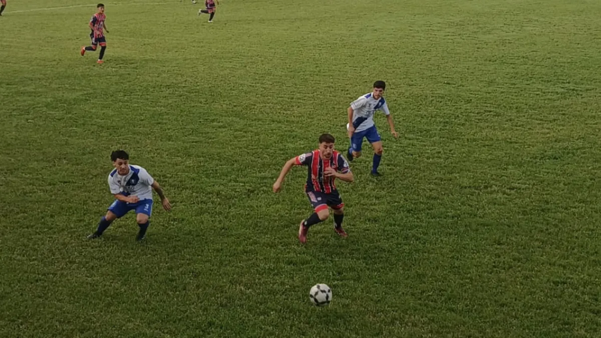 Unión sufrió la falta de efectividad y cayó ante Parque Sur