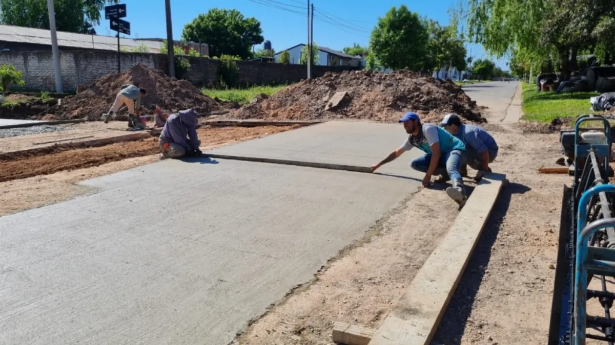 La Municipalidad de San Salvador avanza con proyectos de pavimentación y cloacas