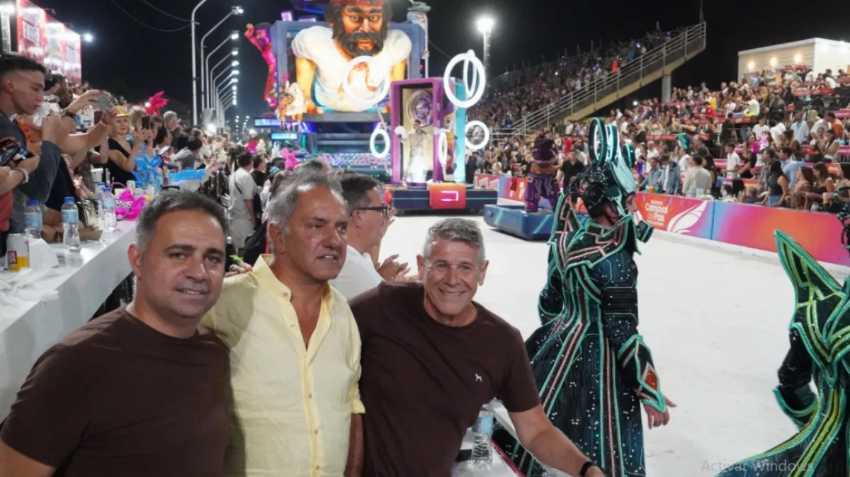 Scioli destacó el impacto del Carnaval del País y el turismo en Gualeguaychú