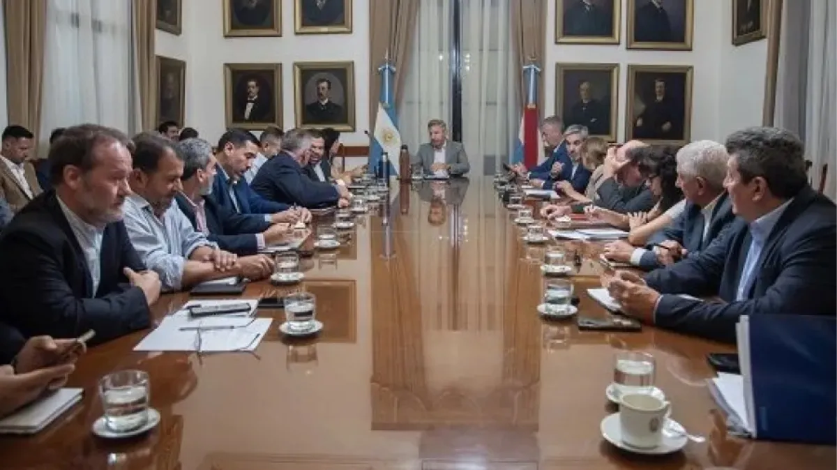 Frigerio encabezó reunión de gabinete para coordinar asistencia tras el temporal