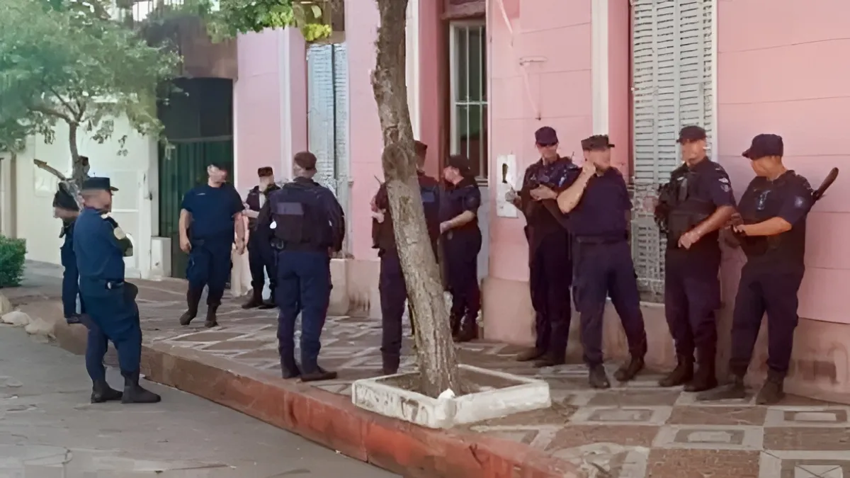 Una docena de detenidos tras un reclamo con ingreso violento en un sindicato en Concordia Una docena de detenidos tras un reclamo con ingreso violento en un sindicato en Concordia