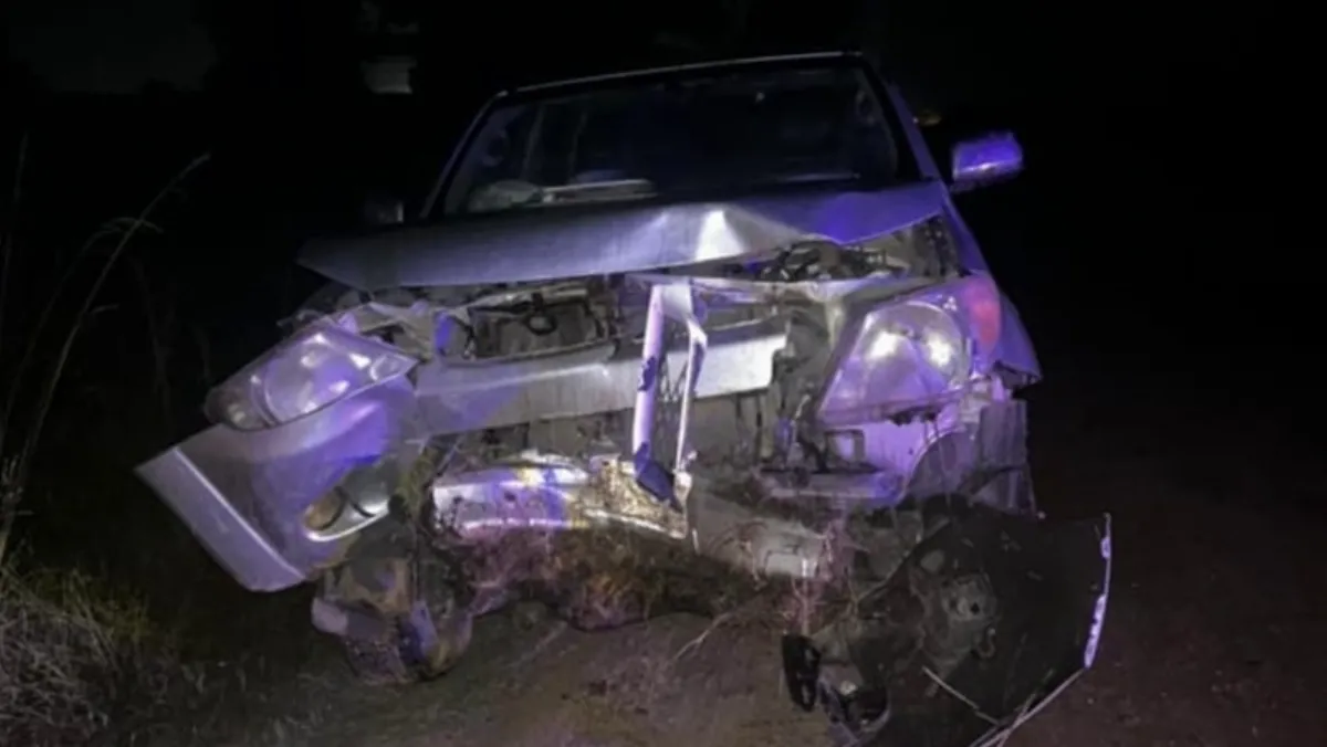 No se percató de un desagüe y despistó