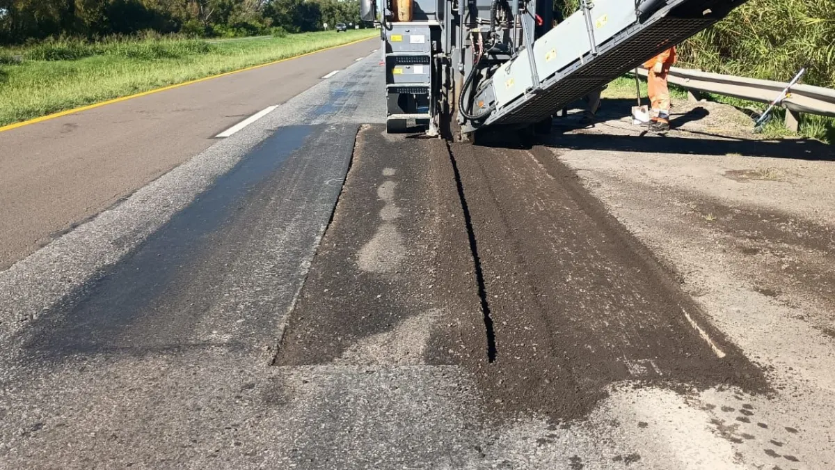 Continúan los trabajos de mantenimiento en las rutas nacionales 12 y 14