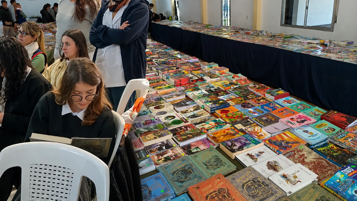 Gran participación en la Feria del Libro Popular de Arroyo Barú