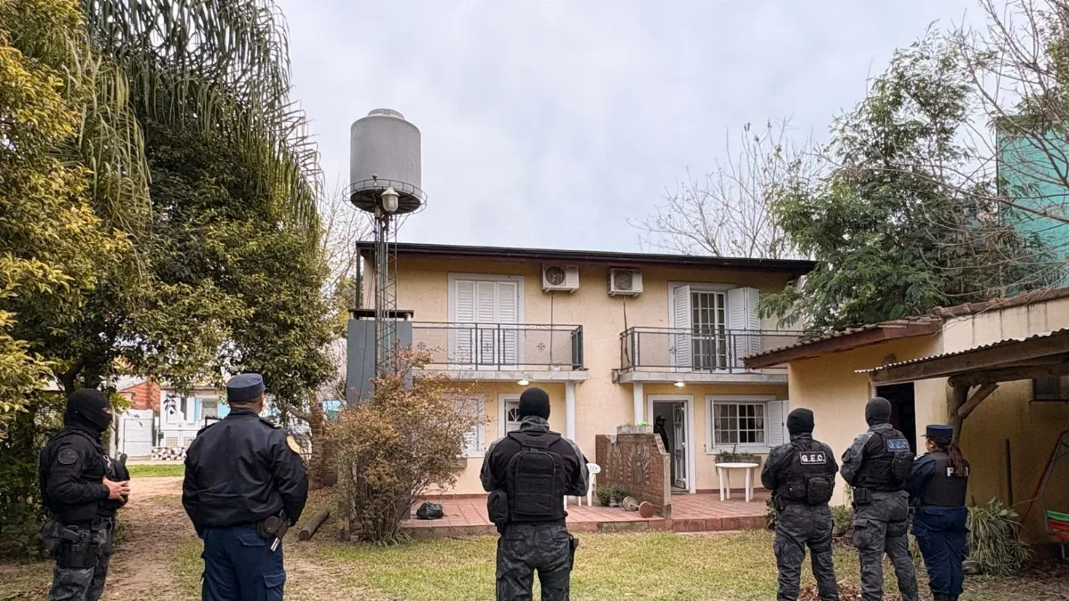 Secuestraron celulares y confirmaron detenciones por el ataque a balazos en Colón
