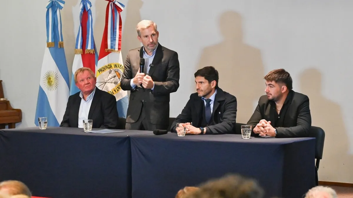 Frigerio y Pullaro participaron de un acuerdo de integración regional