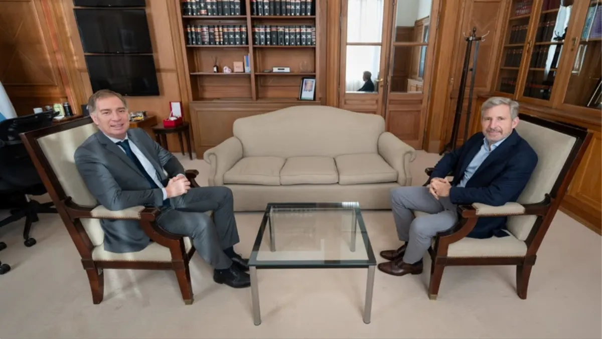 Frigerio se reunió con Santilli en Casa Rosada y respaldó cambios en el sistema electoral