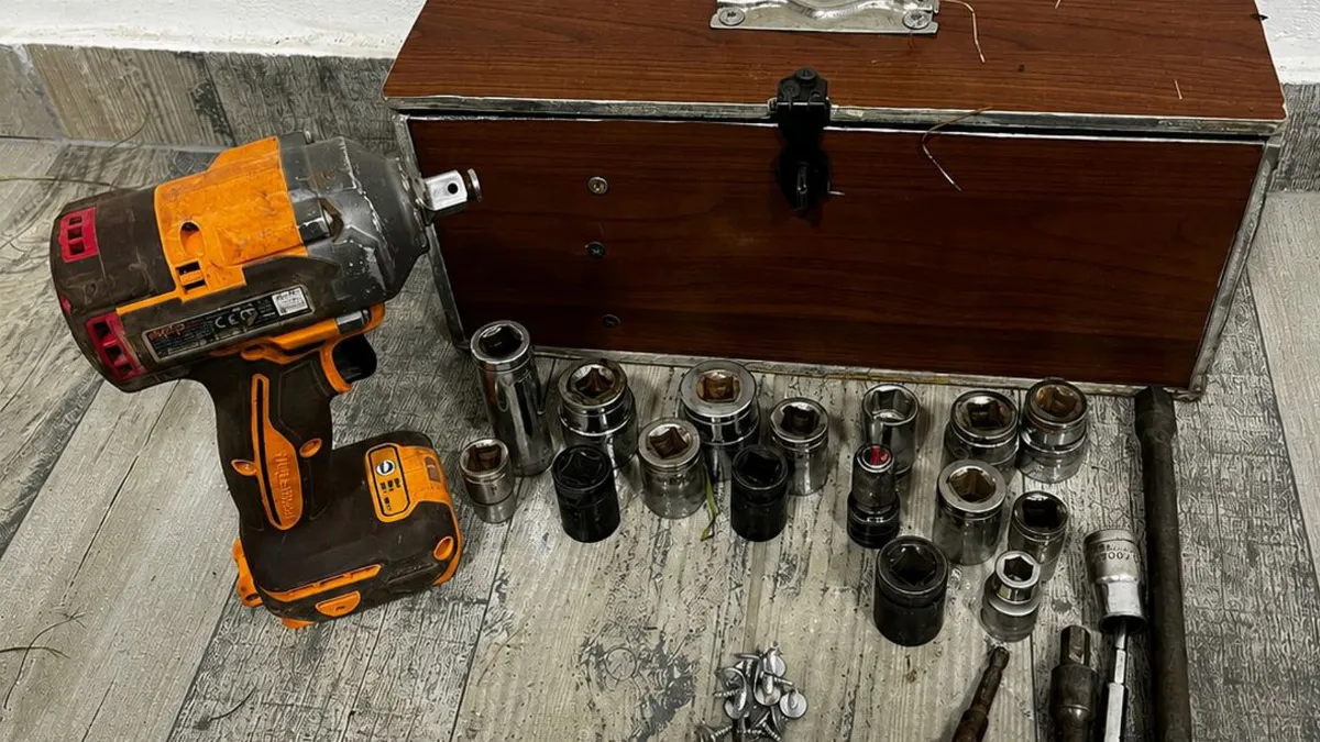 La policía recuperó una caja de herramientas robada de una camioneta