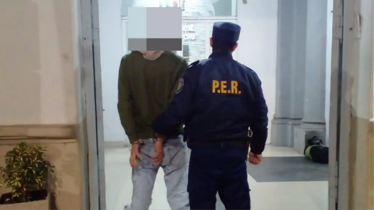 Detuvieron a un hombre que caminaba por los techos de viviendas en Gualeguaychú