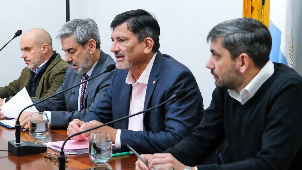 El Gobierno defendió la reforma previsional y advirtió que el déficit de la Caja supera los 45 mil millones mensuales