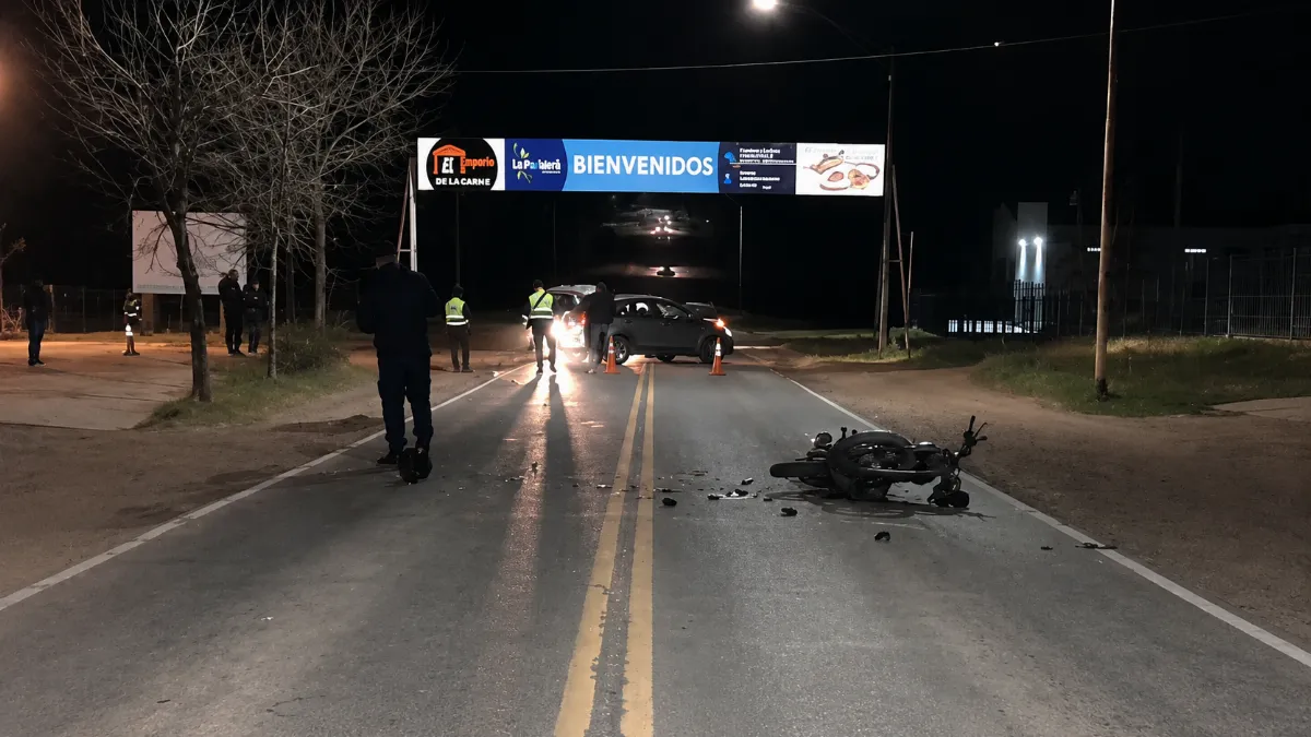 Un motociclista sufrió graves lesiones tras un choque en Colón