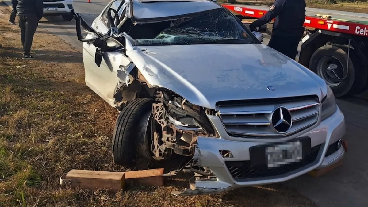 Colisionaron un camión y dos automóviles en la ruta 14