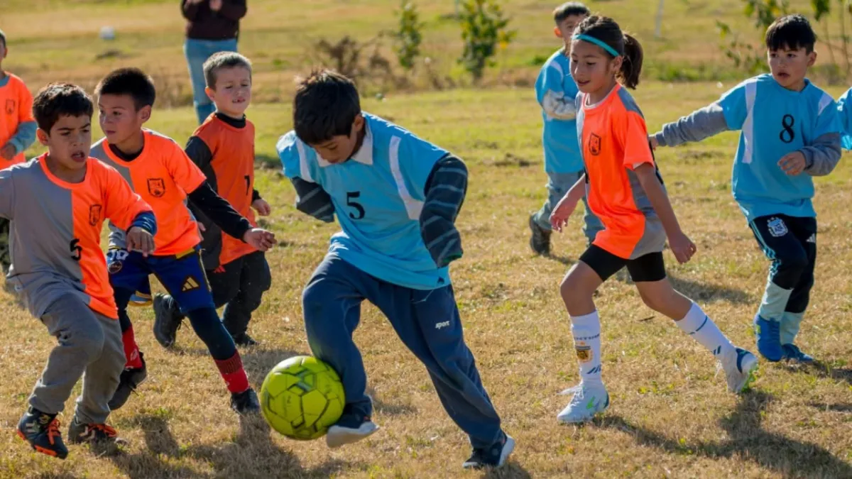 San Salvador inició las vacaciones de invierno con dos jornadas deportivas y recreativas