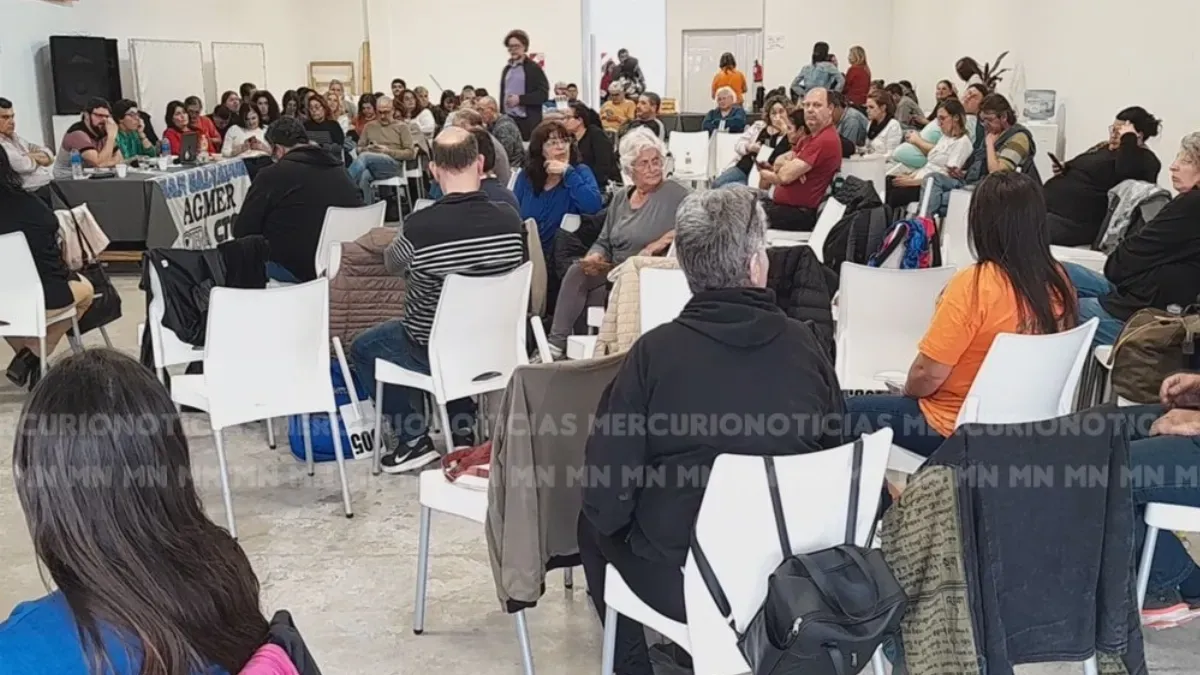AGMER define este jueves nuevas medidas tras el fracaso de la paritaria y la aprobación de la reforma previsional AGMER define este jueves nuevas medidas tras el fracaso de la paritaria y la aprobación de la reforma previsional