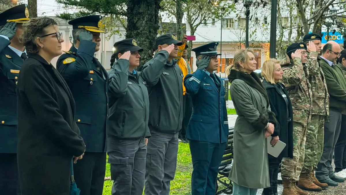 Villaguay rindió homenaje al General José de San Martín bajo una intensa lluvia