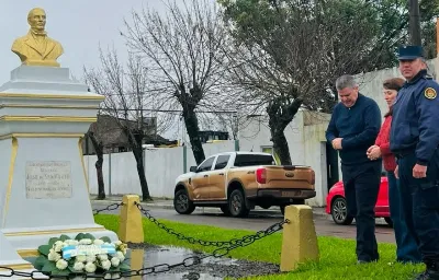 General Campos homenajeó a San Martín con una entrega floral por el aniversario de su paso a la inmortalidad