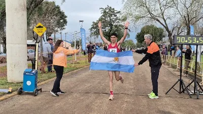 Gerónimo Corujo y Ximena Simeone son los ganadores del Maratón del Departamento San Salvador