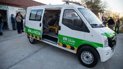 Ambulancias 0km y obras de ampliación en hospitales de Basavilbaso y Rosario del Tala
