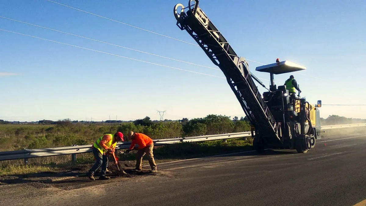 Vialidad nacional inició bacheos en la ruta 18 entre San Salvador y la ruta 14