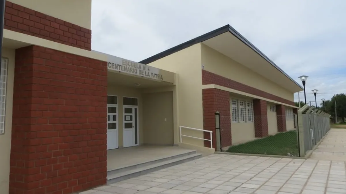 La Escuela 4 presentó el cronograma de su Estudiantina 2026