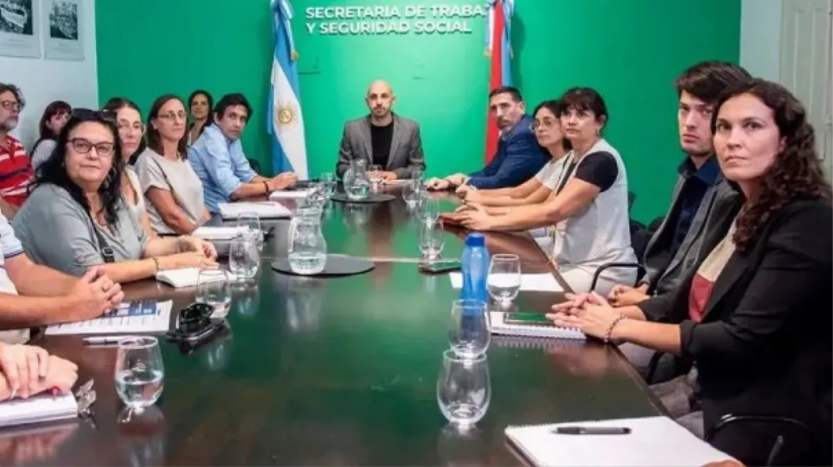 El Gobierno convocó a paritaria docente para el jueves