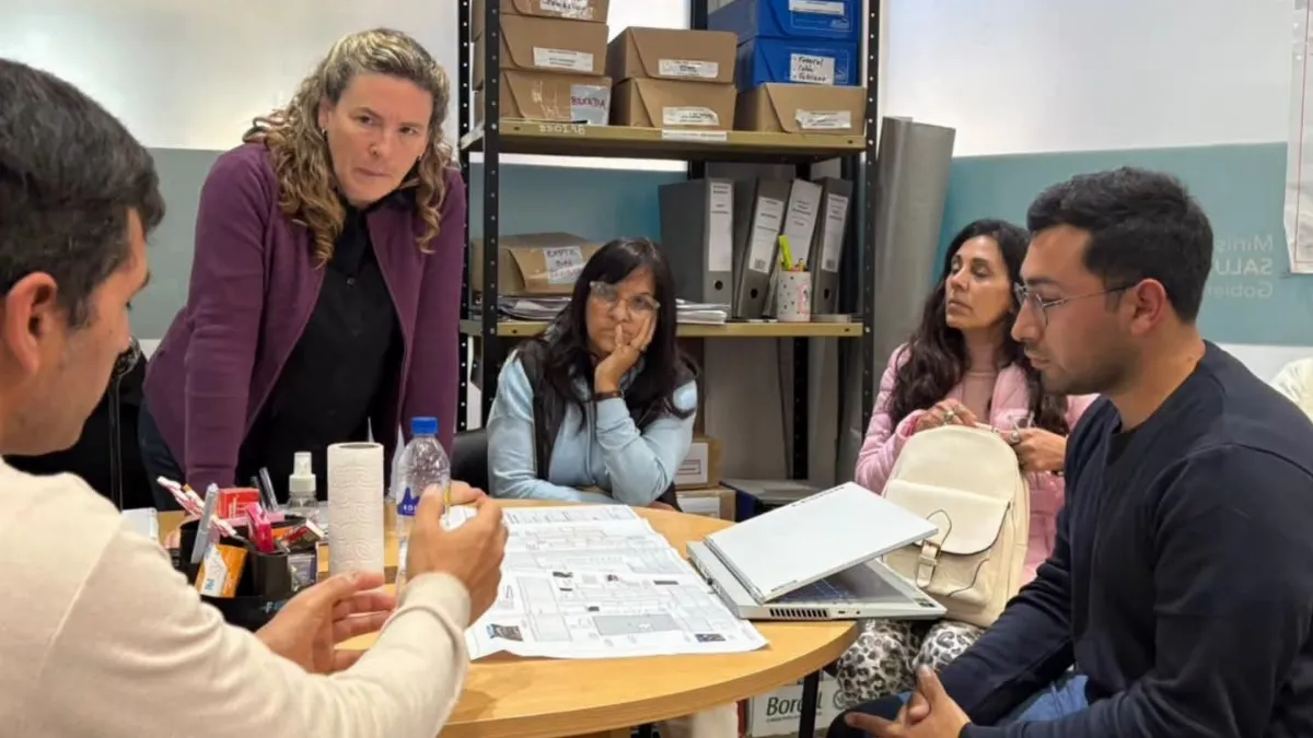 Presentaron en Paraná un proyecto para mejorar los techos del hospital San Miguel