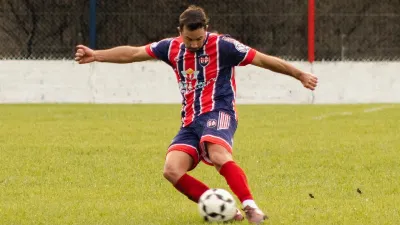 Unión goleó a Unidos y consiguió su primer triunfo en el Torneo Clausura