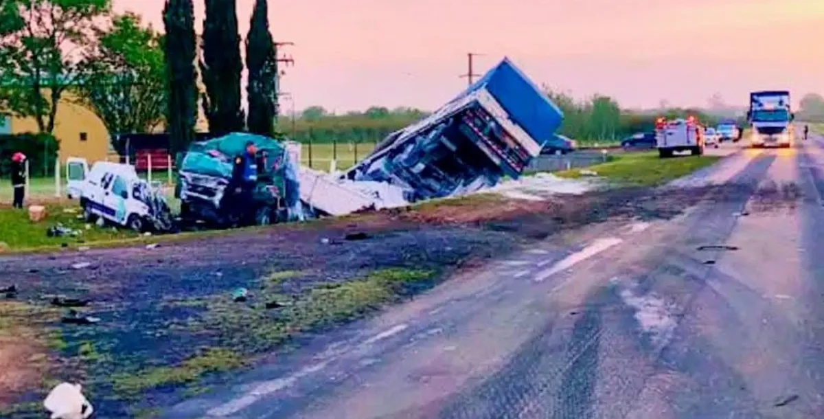 Tragedia en Tala: tres muertos tras un choque frontal sobre la ruta 39