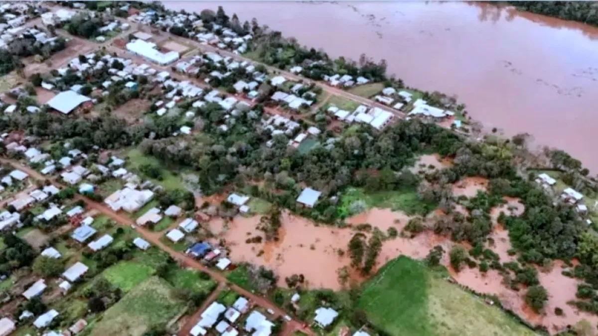 Comenzó el regreso de las seis familias evacuadas por la creciente del río Uruguay