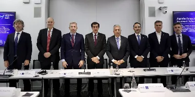 Frigerio presentó en París el potencial productivo y exportador de Entre Ríos ante empresarios internacionales