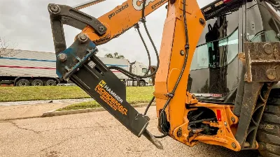 El Municipio de San Salvador incorporó un martillo hidráulico por más de $18 millones