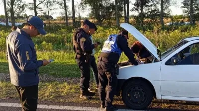 Detectaron irregularidades en el motor y la documentación de un auto durante un control