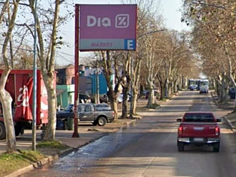 Dos detenidos por robar carne de un supermercado