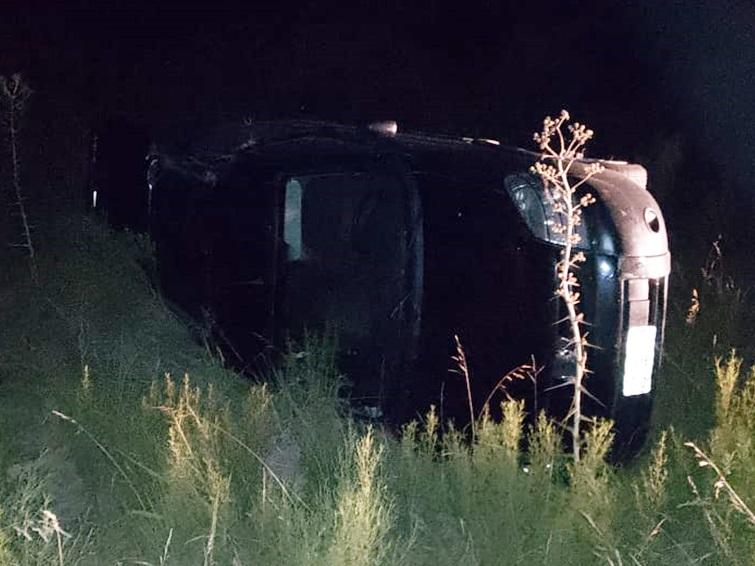 Un automóvil volcó en la ex ruta 18: los cuatro ocupantes resultaron ilesos