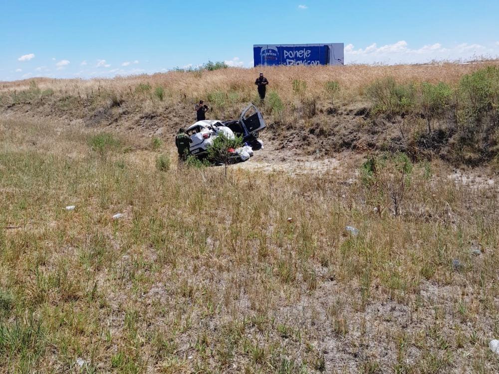 Un automóvil volcó en la ruta 14 y un hombre resultó con heridas graves