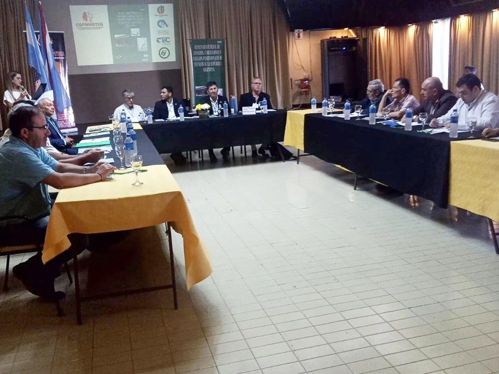 Copmmoter en el III Plenario Federal de Profesionales de Técnicos de la República Argentina