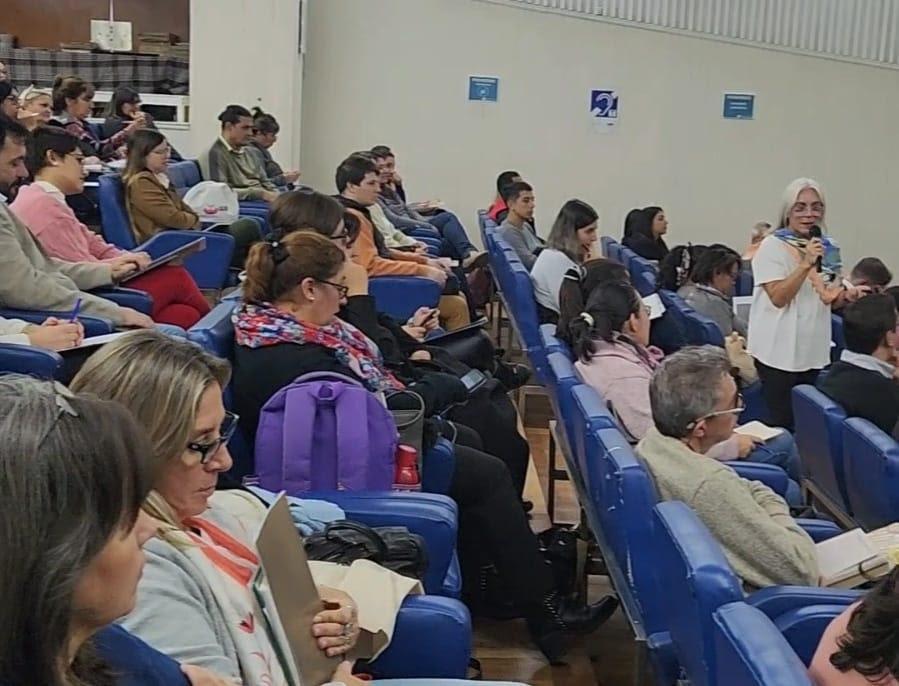 Comenzó a dictarse el Ciclo de Formación para Bibliotecas Locales