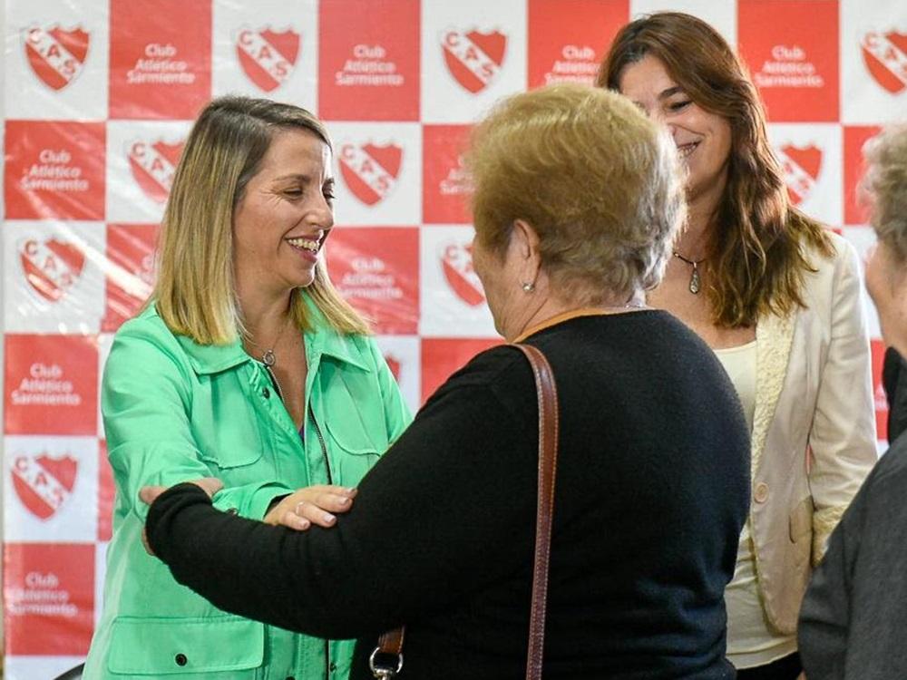 Stratta entregó aportes a instituciones educativas, sociales y deportivas