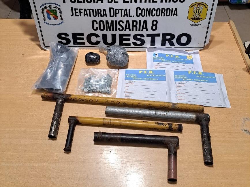 Secuestraron más de 120 envoltorios con drogas