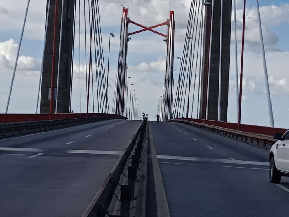 Rehabilitan el puente Zárate-Brazo Largo